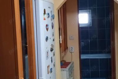 Inchiriez apartament 2 camere complet mobilat - 300 euro luna - 1
