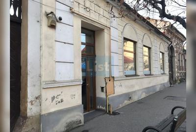 Spațiu comercial, de 115 mp, în Central - 2