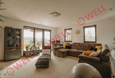 Casă cu 4 camere în Central - 2