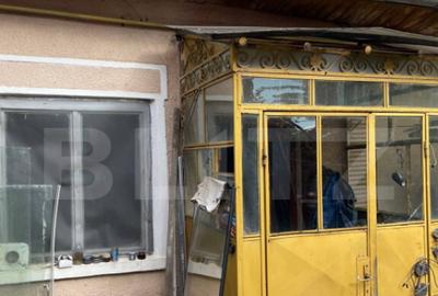 Casă cu 3 camere cu Teren 483 Mp în Central