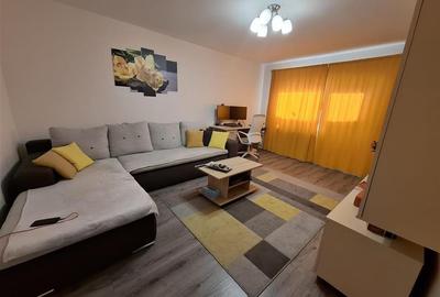 Apartament decomandat 3 camere 2 bai pivnita zona Strand - 2