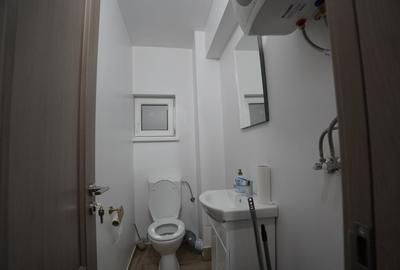 Spațiu comercial, de 24.629999160767 mp, în Central - 8