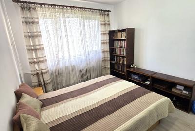 2 camere,  între metrou Gorjului și Păcii, Bld. Iuliu Maniu nr 170 - 1