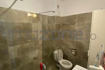 Trei camere langa Policlinica, zona de case, loc parcare - 9