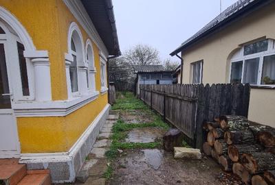 Casa, Filia?i pret negociabil - 1