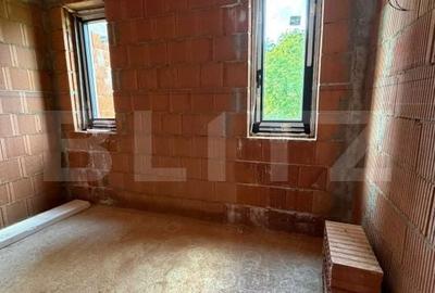 Casă cu 4 camere cu Teren 200 Mp în Central - 8