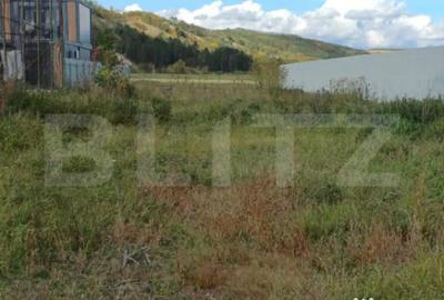 Teren de 1200 mp, în Central - 2