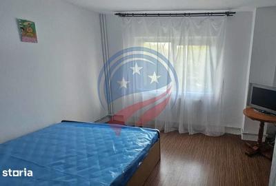 Apartament cu 3 camere în 1 Mai - 2