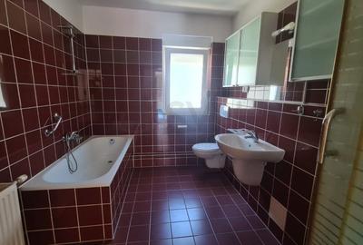Apartament cu 3 camere decomandat în Central - 7
