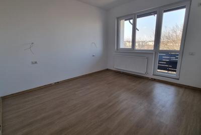 Casă cu 4 camere cu Canalizare în Central - 2