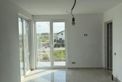 Spațiu comercial, de 200 mp, în Central - 1