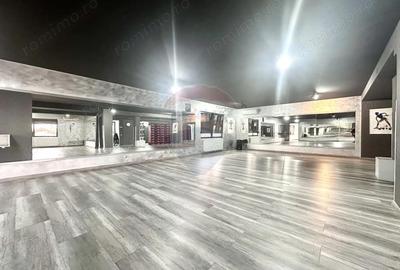 Spațiu comercial, de 926 mp, în Central - 6