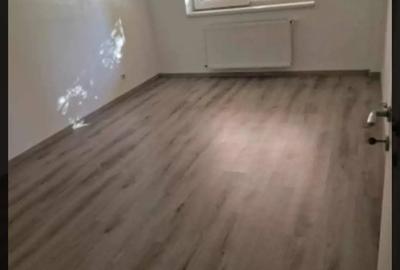 Inchiriez ap.2 camere spatiu comercial - 1