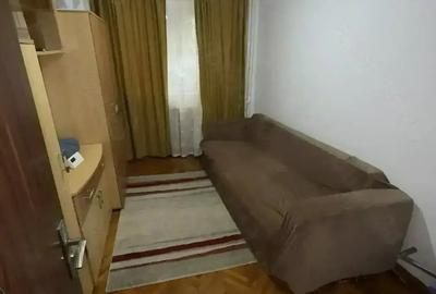 Inchiriez apartartament 3 camere - 5