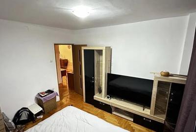 Apartament cu 3 camere, decomandat - zona Racadau. - 3
