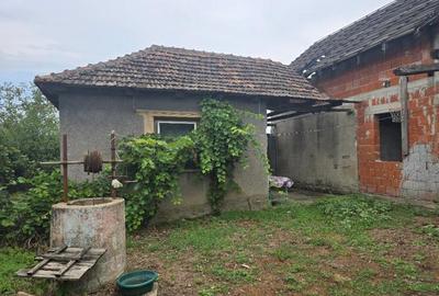 Casa loc SUMUGIU , sc 200 mp , parte veche si noua, ter 2670, sosea - 9