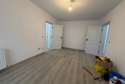 Apartament cu 3 camere semidecomandat în Titan - 11