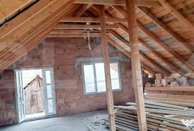Casă cu 4 camere cu Teren 589 Mp în Jucu - 5