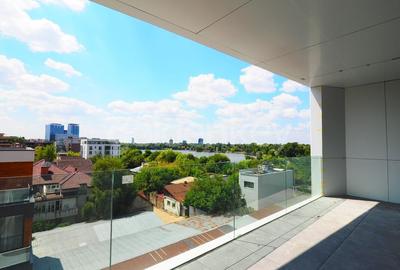 Apartament cu 4 camere decomandat în Floreasca