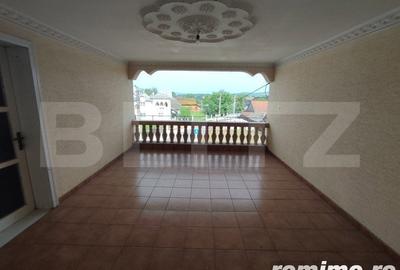 Casă cu 6 camere cu Teren 2000 Mp în Rădăuți