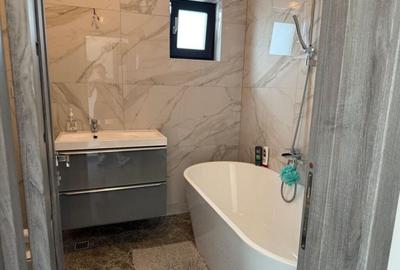 APARTAMENT CU 4 CAMERE SI CURTE PRIVATA, NICOLINA CUG - 3