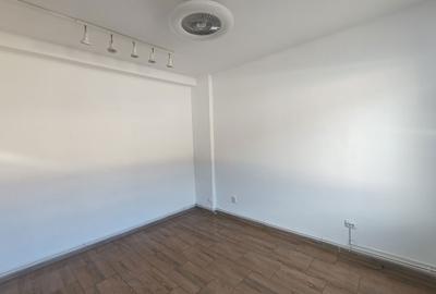 Spațiu comercial, de 55 mp, în Exterior Vest - 1