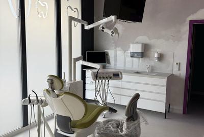 Spațiu comercial, de 102 mp, în Central - 4