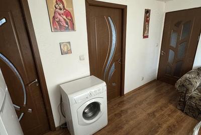 Garsonieră decomandată în Broșteni - 1