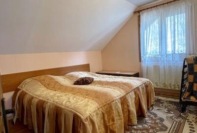 Casă cu 4 camere cu Teren 2985 Mp în Tarcău - 15