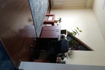 Apartament cu 3 camere decomandat în Tudor - 8