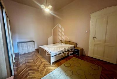 Apartament cu 2 camere decomandat, mobilat în Neptun - 12