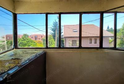 Casa 8 Camere, 3 Apartamente, Singur in curte - 2
