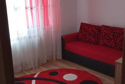 Apartament cu 2 camere semidecomandat în Micro 3 - 7