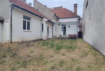 Casă individuală cu 3 camere cu Canalizare în Brașovul Vechi - 10