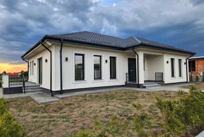 Casă cu 4 camere în Central - 3