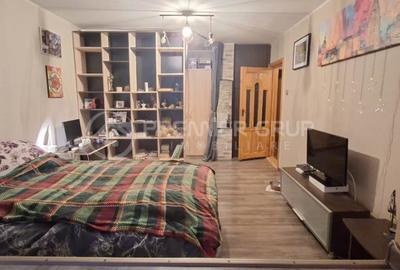 Apartament cu 3 camere decomandat în Nicolina - 2