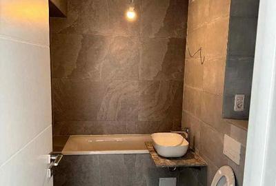 Apartament 2 camere, decomandat - zona Tractorul. - 1