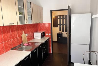 Apartament cu 3 camere decomandat, mobilat în Terezian