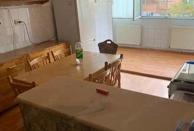 Inchiriez apartament cu 2 camere in Deva, Dorobanti, et. 1 - 7