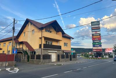 Casă cu 4 camere în Central - 4