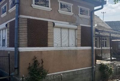 Casă cu 4 camere în Toaca - 1