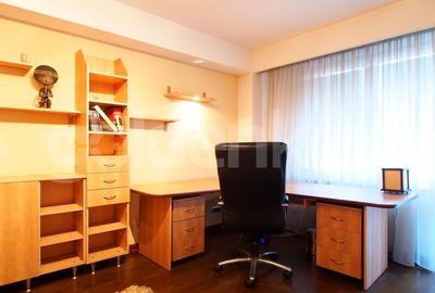 Triplex superb cu 4 camere si terasa generoasa cu priveliste - 13