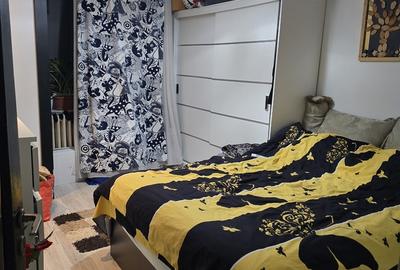 Apartament cu 4 camere decomandat în Central - 4