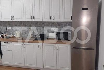 Casa moderna de inchiriat cu 4 camere si curte in Selimbar - 4