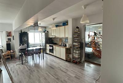 Apartament 2 camere Vedere la Mare  Faleză Nord, Strada Pescarilor   150.000 EUR - 2
