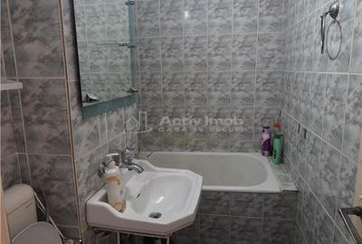 Apartament cu 2 camere semidecomandat în Rovine - 3