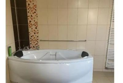 Casă cu 7 camere cu Teren 1600 Mp în Jilava - 4
