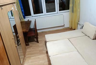 Persoana fizica inchiriez garsoniera Tiglina 1,Saturn et2 10 pre? 1200 - 4