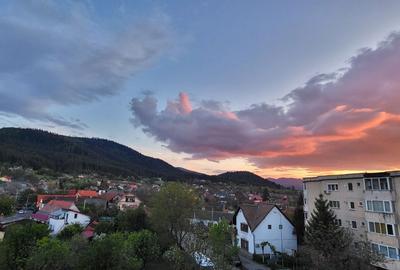 Apartament cu 3 camere decomandat în Electroprecizia - 1