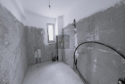 Duplex cu 4 camere cu Canalizare în Central - 6